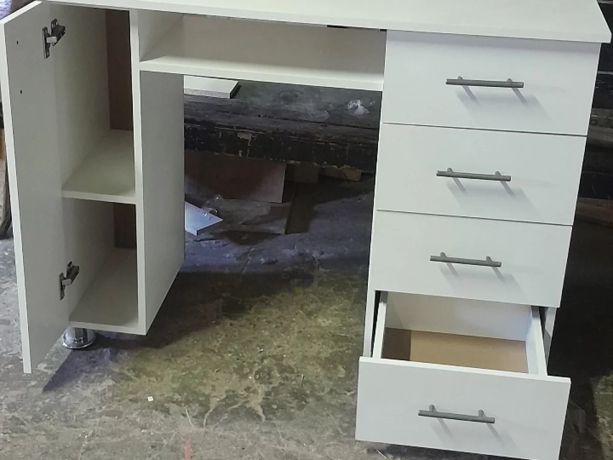 Office Desk Table
